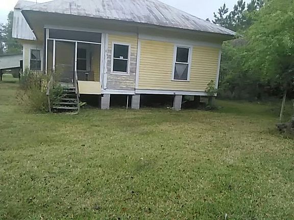 4th image of 252 NW Haffye Dr
