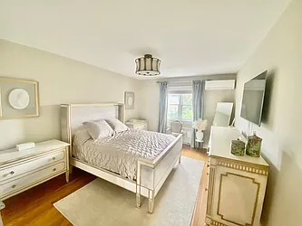 Rented by Peter Meskouris LREB