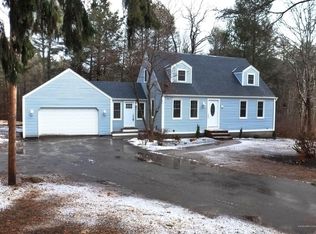 28 Payne Rd, York, ME 03909