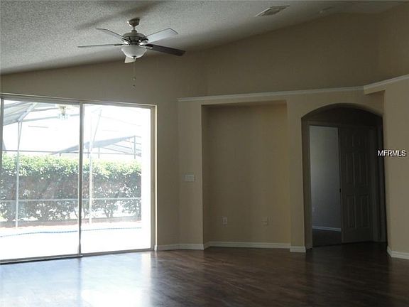 3rd image of 4617 Eagle Peak Dr