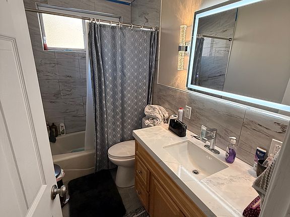 4th image of 14318 Bradley St #1