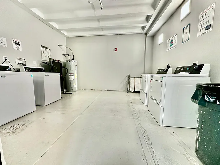 1519 S 17th St #2I5 — Photo 12