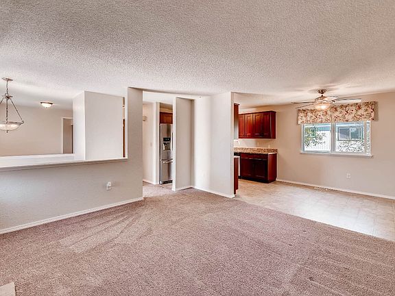 4th image of 5064 36th St NE