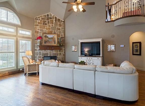 5th image of 2767 Morgan Hill Ln
