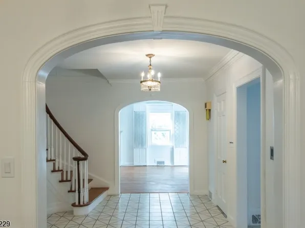 278 Underhill Rd, South Orange Village Twp., NJ 07079