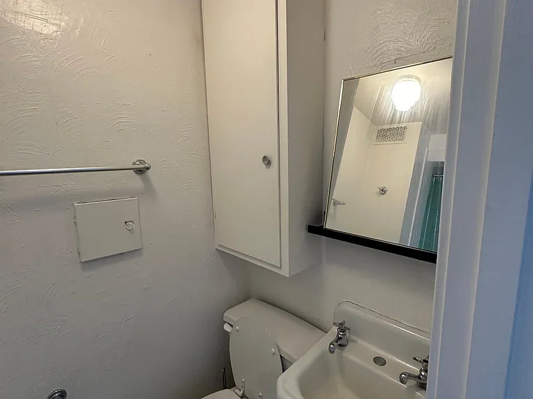 2340 Pacific Ave #205 — Photo 11
