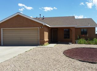 4 Timothy Dr, Los Lunas, NM 87031