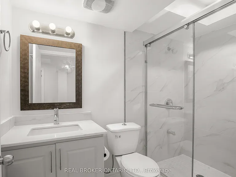 392 Clarkson Gate #BASEMENT — Photo 14