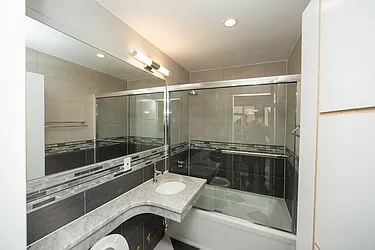 Rented by Kinyu Realty