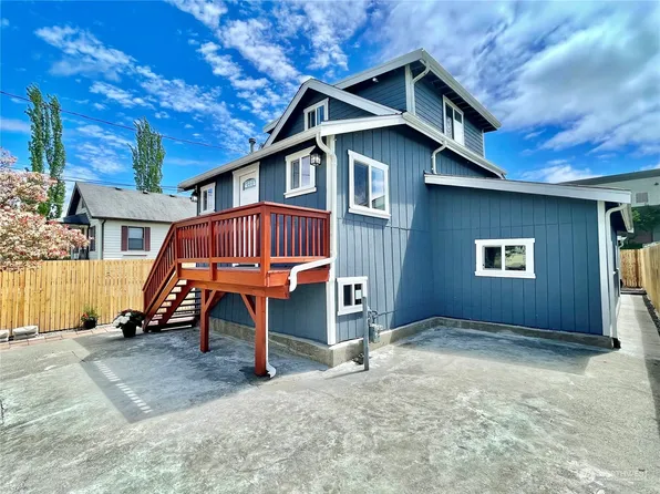 5151 S Director Street, Seattle, WA 98118