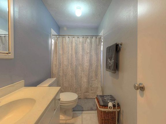 4th image of 12800 Briar Forest Dr Unit 71