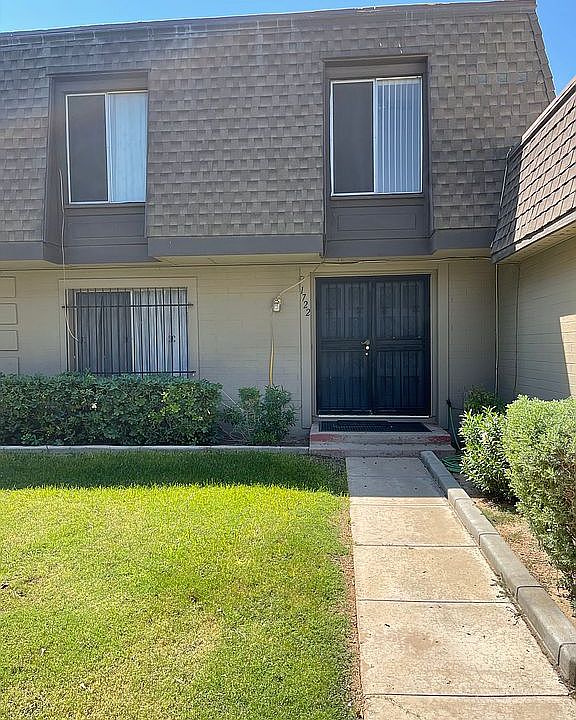 1st image of 1722 E Ellis Dr