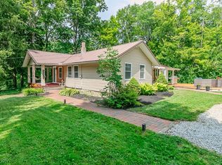 9723 Thwing Rd, Chardon, OH 44024