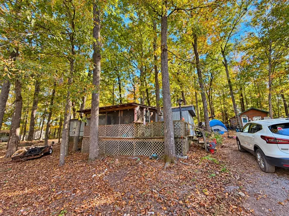 125 Oak Dr, Smithville, TN 37166