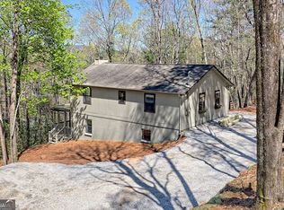 38 Smokey Ridge Ln, Tiger, GA 30576