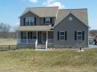 346 Pheasant Hill Rd, Summit Point, WV 25446