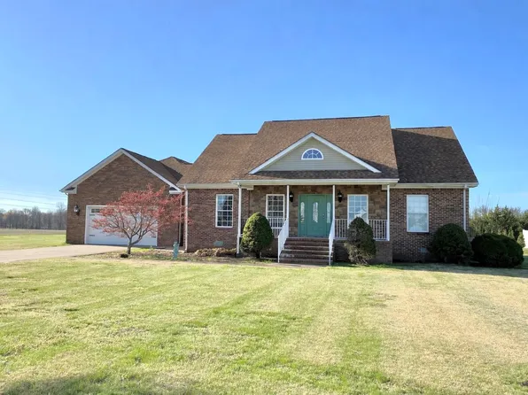 270 McKenna Dr, Kevil, KY 42053