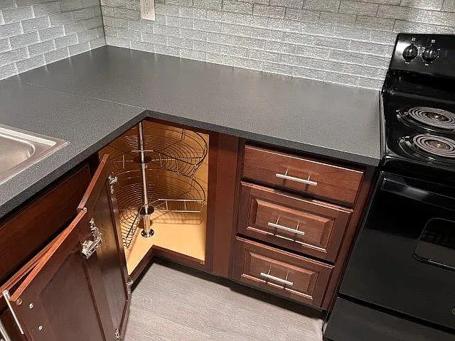 2 bed, 850 sqft, $1,550 — Photo 2