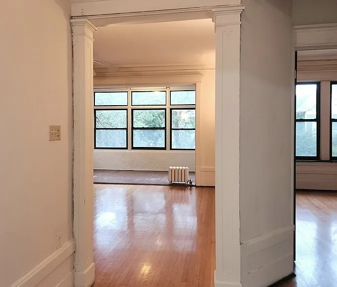 5600 S Dorchester Ave #2 — Photo 4