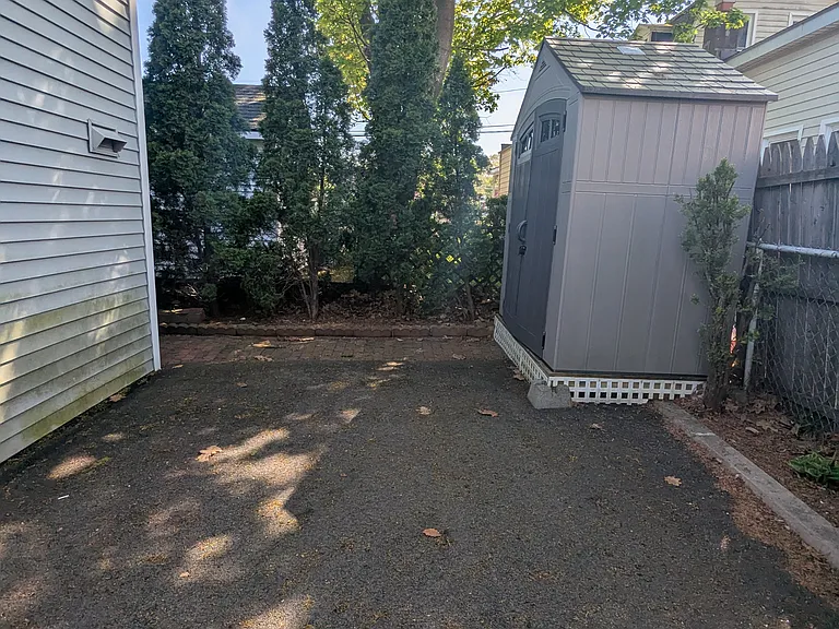 11 Cottage Ave #2 — Photo 12