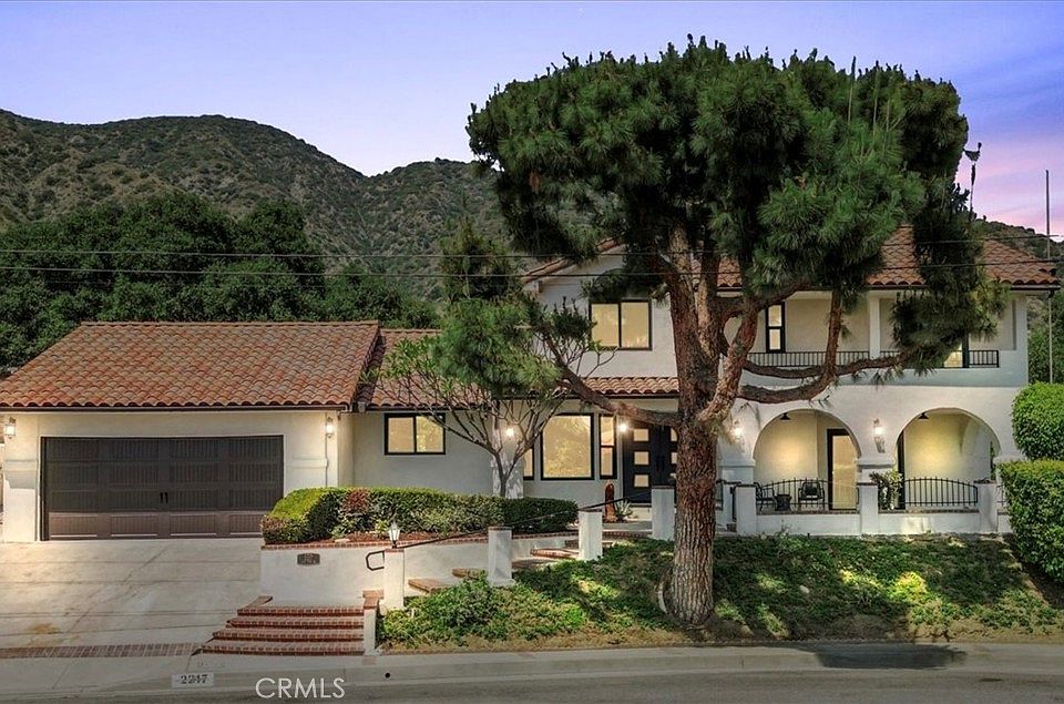 1st image of 2217 Tall Pine Dr
