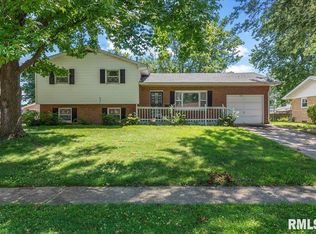 2132 Kaskaskia Dr, Springfield, IL 62702