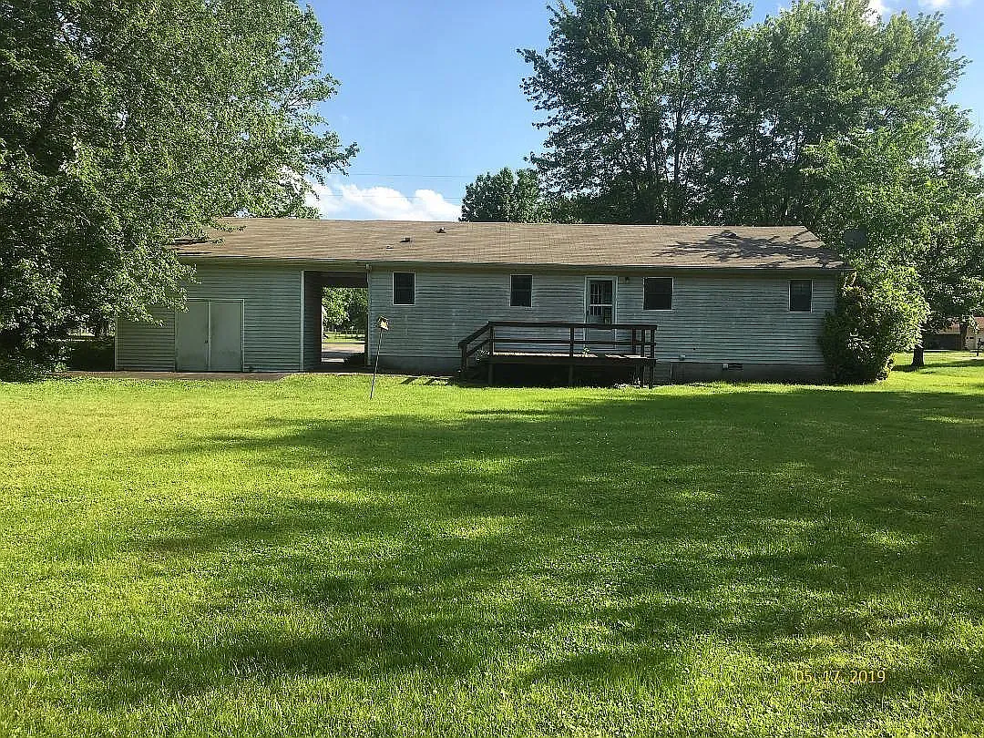 2 bed, 1080 sqft, $1,250 — Photo 3