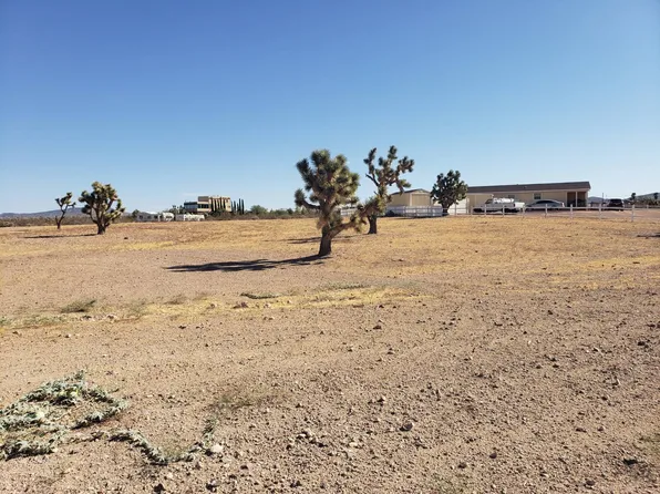 9477 W Bonanza Ave, White Hills, AZ 86445