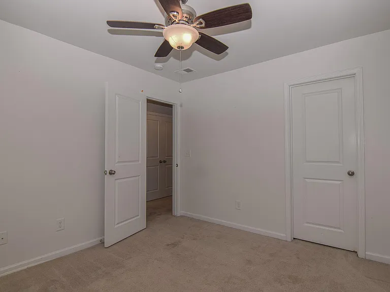 788 Redbud Ln — Photo 14