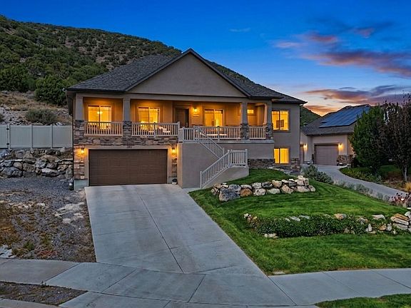 2nd image of 3961 E Yakima Way #12