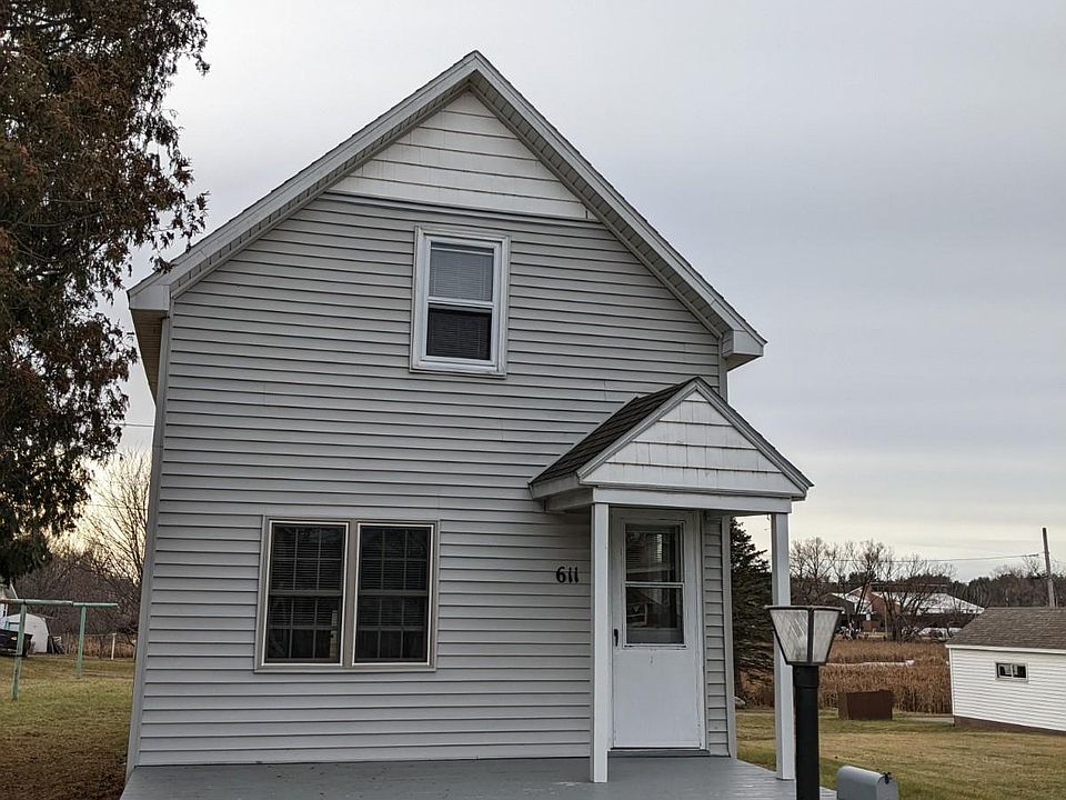 1st image of 611 W C St