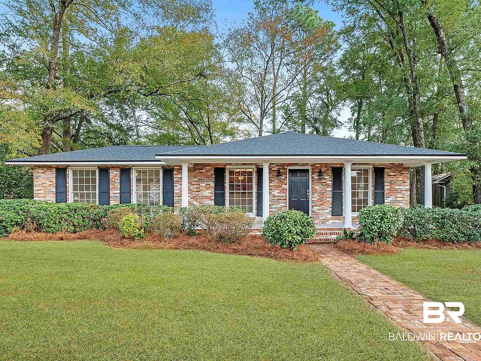 1st image of 371 Francilla Cir