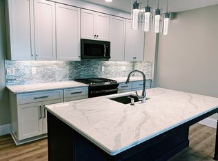 198 Angell St #101, Providence, RI 02906