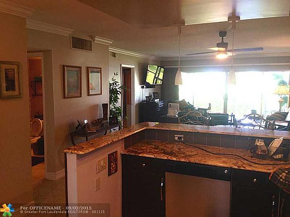 3rd image of 400 N Federal Hwy APT 109