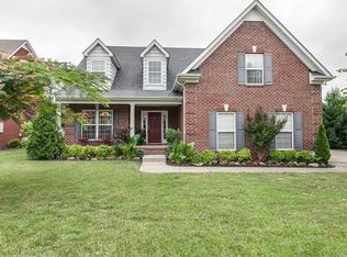 5340 Saint Ives Dr, Murfreesboro, TN 37128