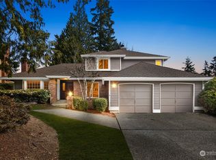 2016 216th Pl NE, Sammamish, WA