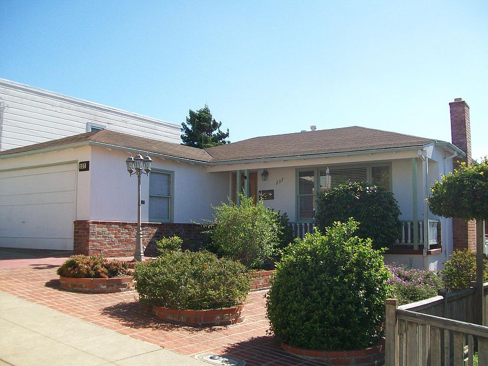 1st image of 237 Acacia Ave