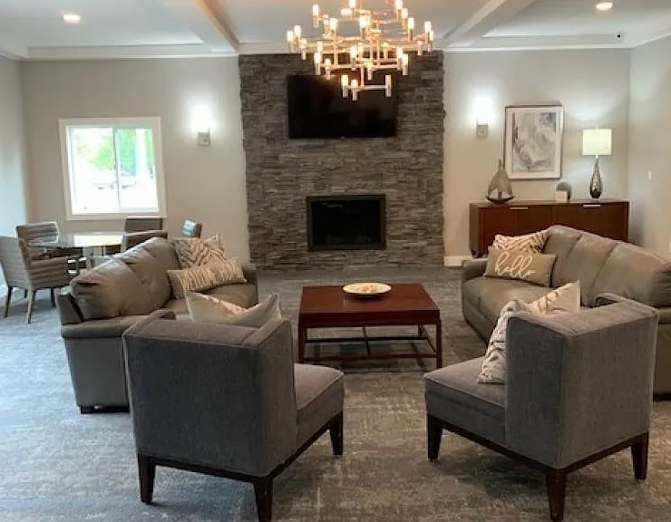 Yarmouth Pointe Apartment Homes — Photo 5