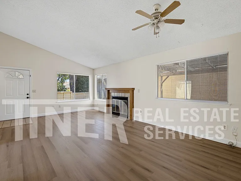 4907 Perceptive Way — Photo 9