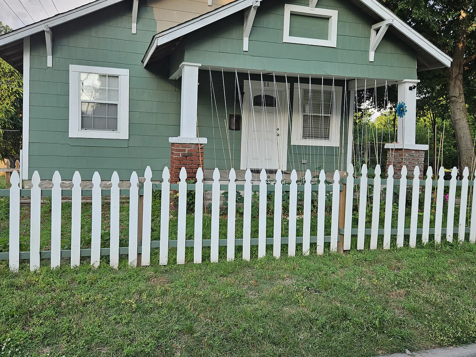 2 bed, 800 sqft, $1,195 — Photo 1