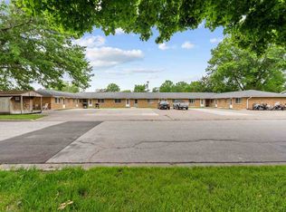833 2nd Pl, Kalona, IA
