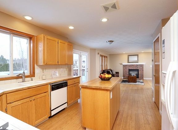 5th image of 2619 E Snead Ave
