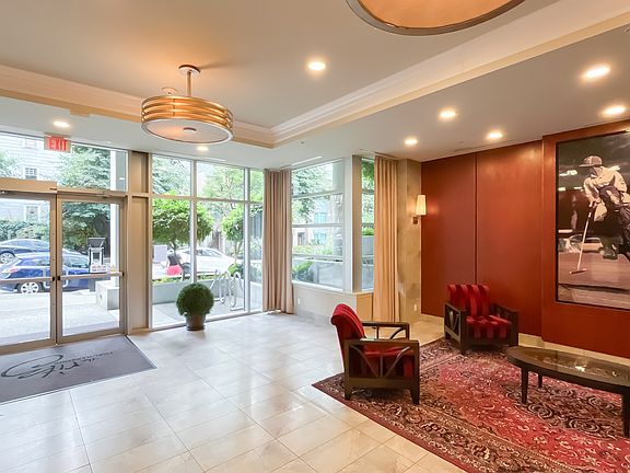 3rd image of 1211 Melville St #2601