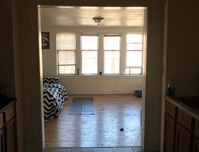 801 E Center St #4 — Photo 1