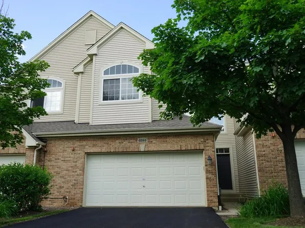 6086 Halloran Ln, Hoffman Estates, IL 60192
