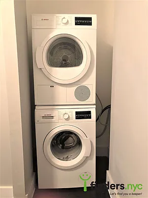 Rented by Clove Realty LLC | media 9