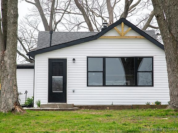 2nd image of 808 Hayes Avenue