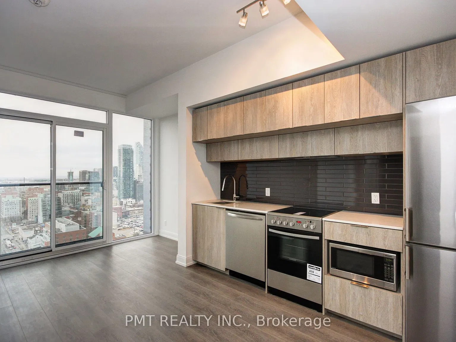 1 bed, $2,150 — Photo 4