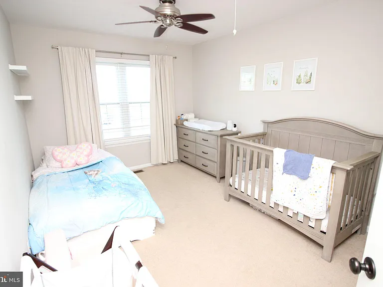 72 Skyview Way — Photo 11