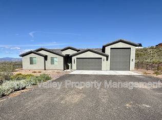 1680 W Lazy K Ranch Rd, New River, AZ 85087